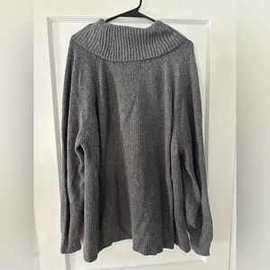 Old Navy Women’s Knit Turtleneck Sweater.